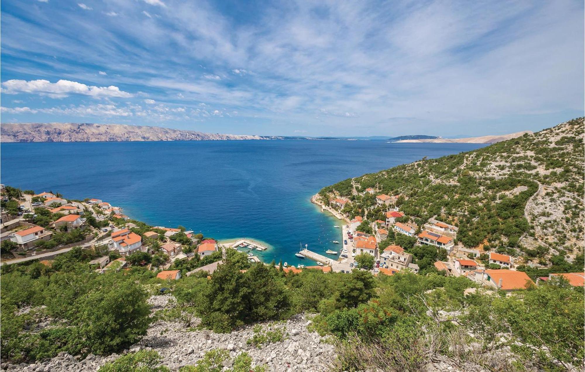 Cozy Apartment In Starigrad With House Sea View Bagian luar foto